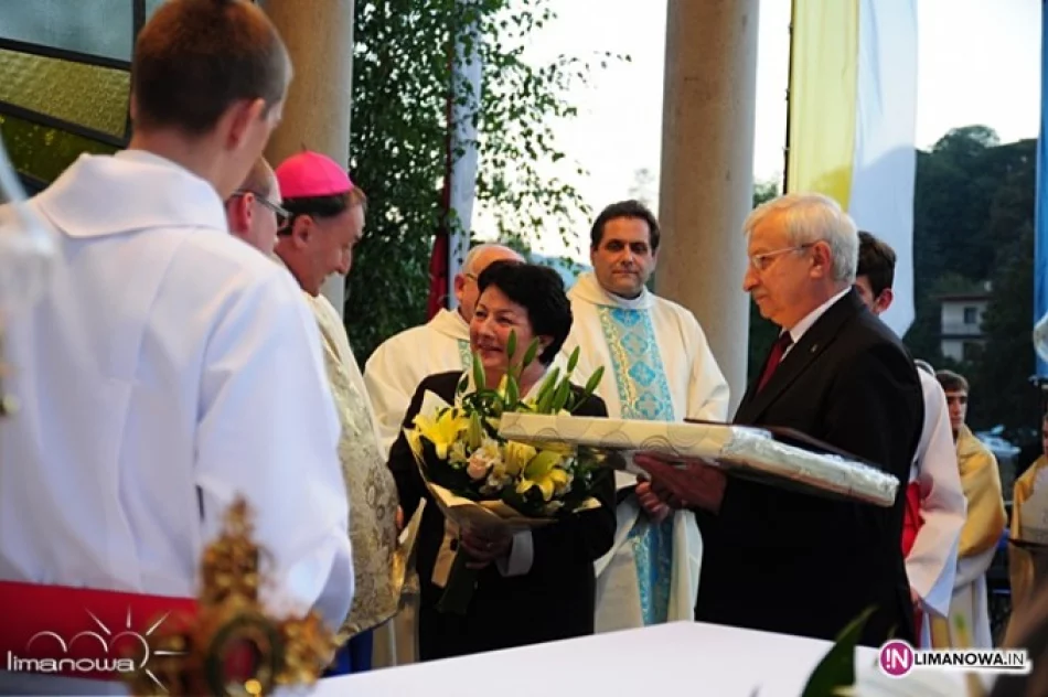 Limanowa - Księdzu Biskupowi - zdjęcie 3
