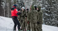 TOPR szkoli limanowski batalion w Dolinie Chochołowskiej - zdjęcie 5