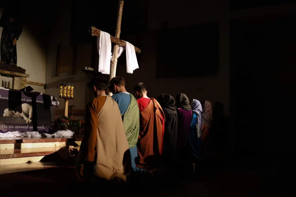 Wyjątkowe misterium zintegrowało wspólnotę - zdjęcie 13