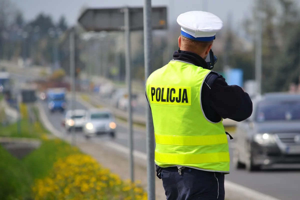 Będzie więcej policji na drogach. Zakaz poruszania dla ciężarówek