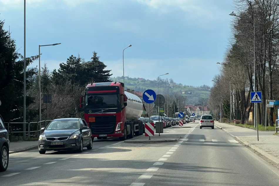 Duży ruch i korki w całym mieście - zdjęcie 3