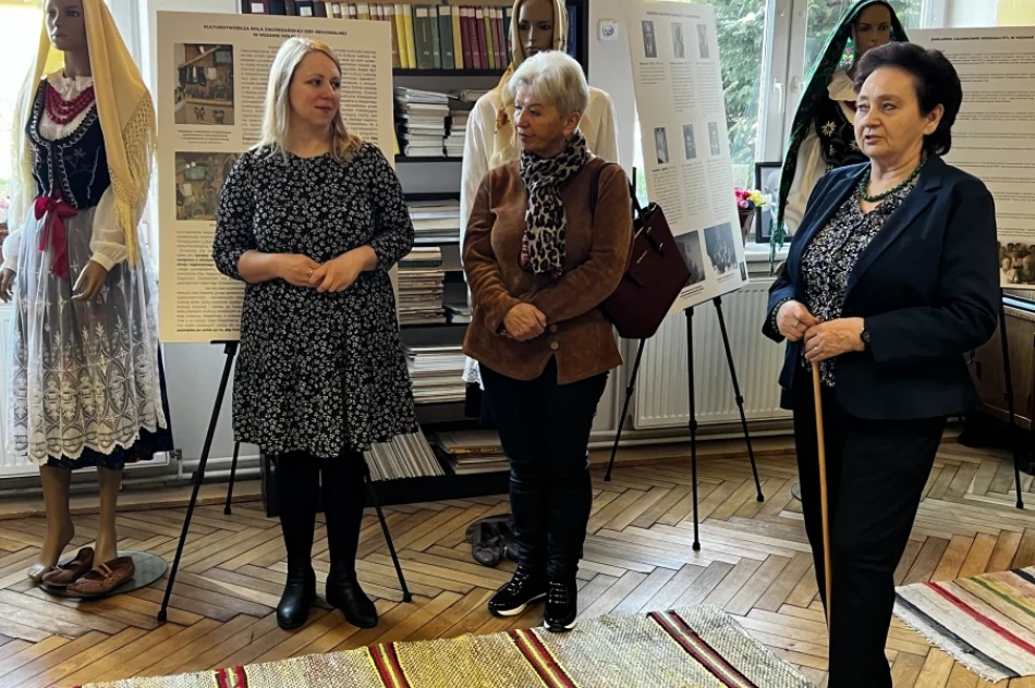 Przedświąteczne spotkanie z tradycją i kulturą - zdjęcie 7