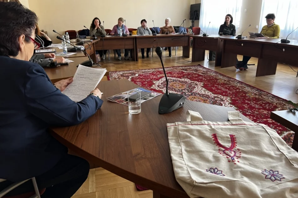 Przedświąteczne spotkanie z tradycją i kulturą - zdjęcie 16