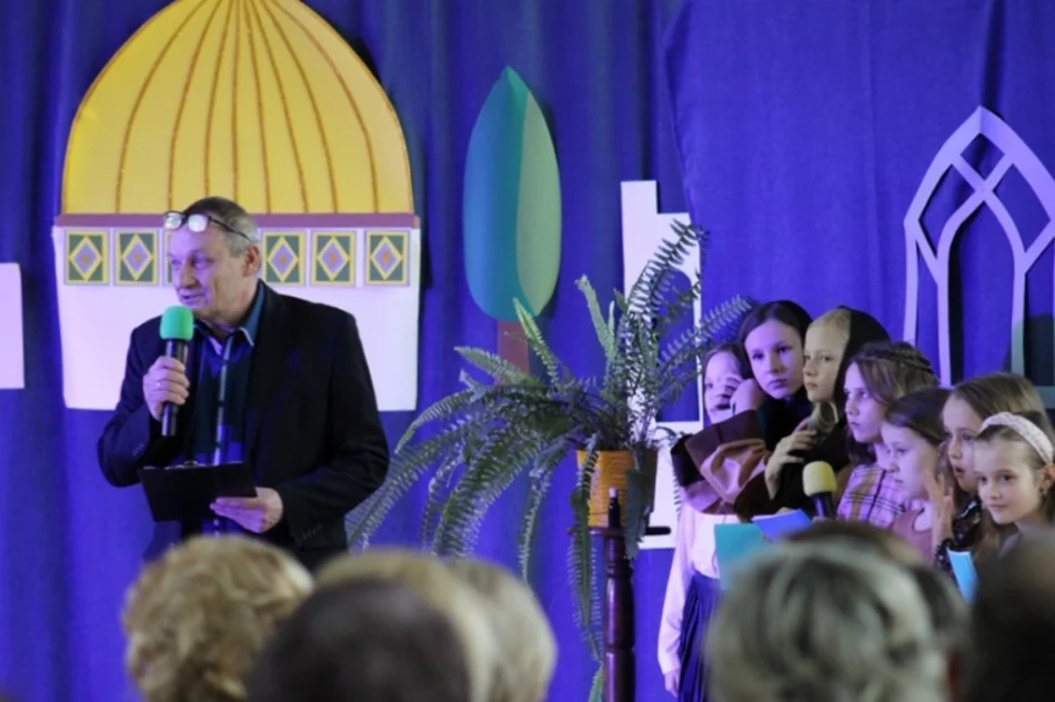 ​“Stacja Miłość” - szkolne misterium - zdjęcie 3