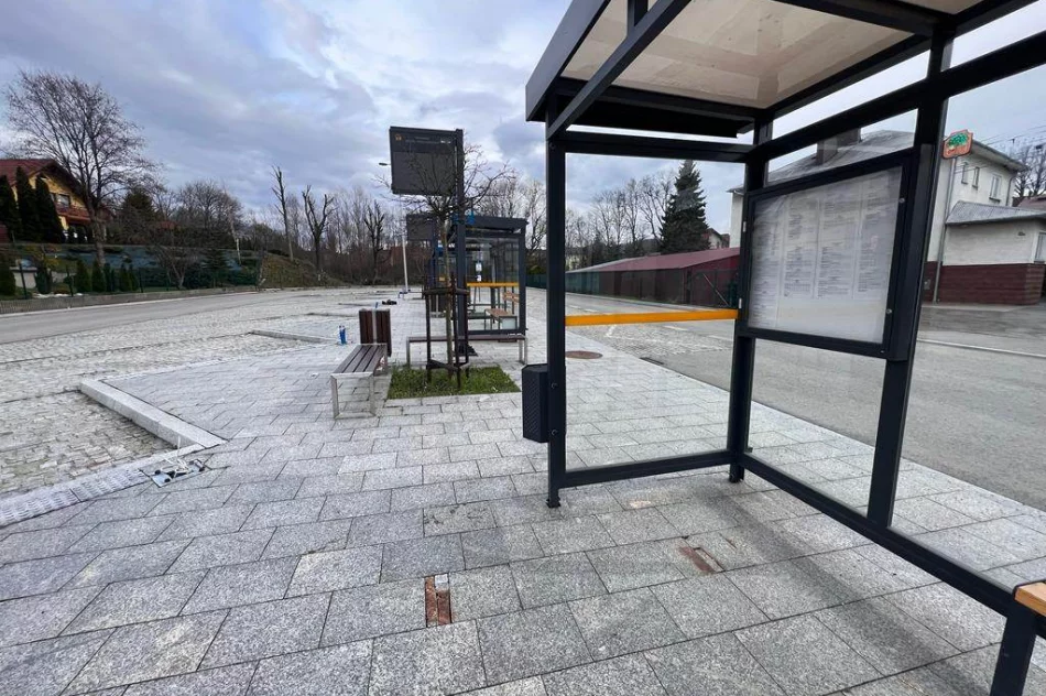 Nowy dworzec otwarty "po cichu" - zdjęcie 8