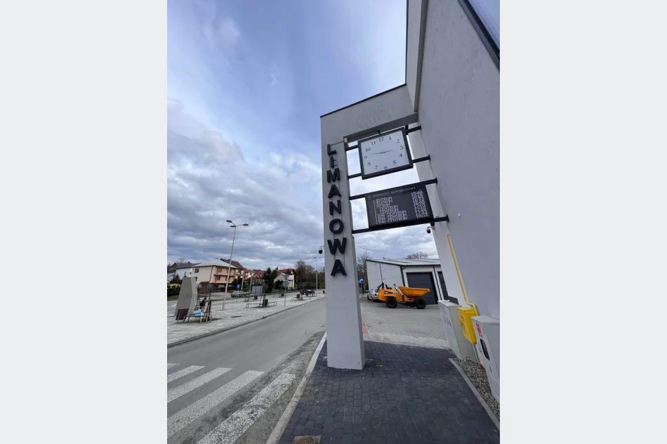 Nowy dworzec otwarty "po cichu" - zdjęcie 9