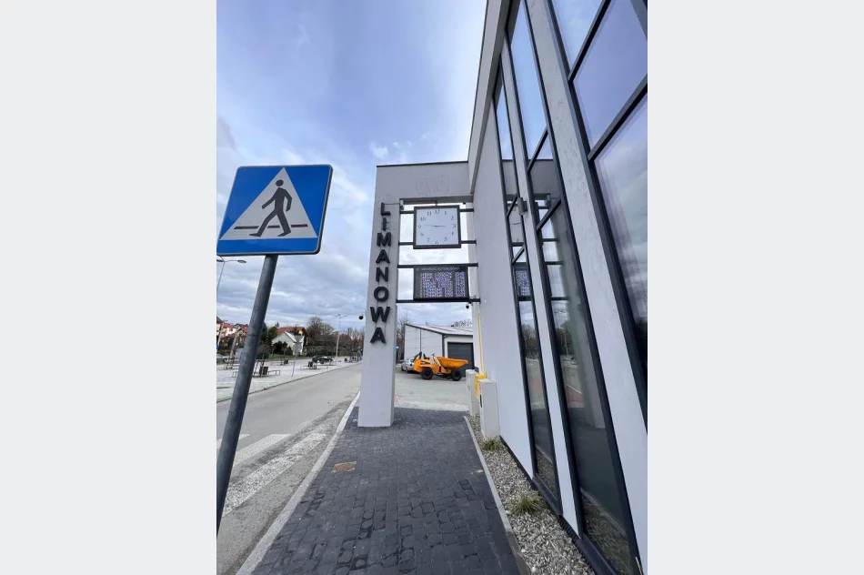 Nowy dworzec otwarty "po cichu" - zdjęcie 11