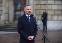 Prezydent na Wawelu oddał hołd wszystkim ofiarom katastrofy smoleńskiej - zdjęcie główne