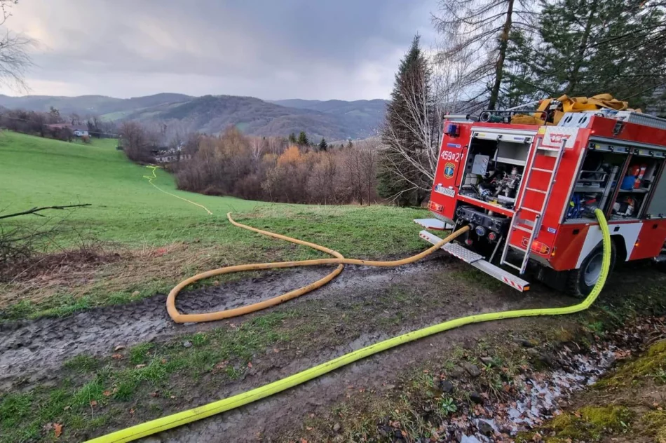 Pierwsza burza w sezonie, strażacy wezwani do pożaru - zdjęcie 3
