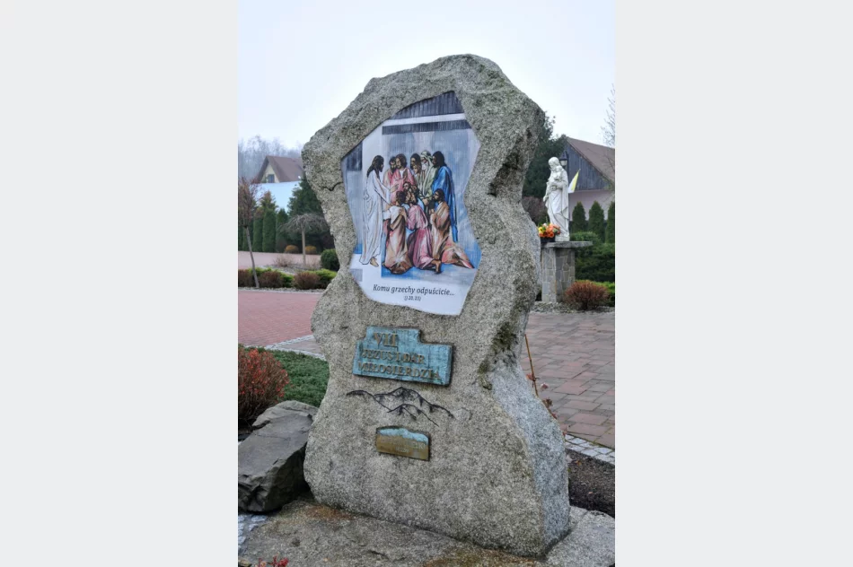 Kard. Dziwisz poświęci pierwszą w regionie Drogę Światła - zdjęcie 7