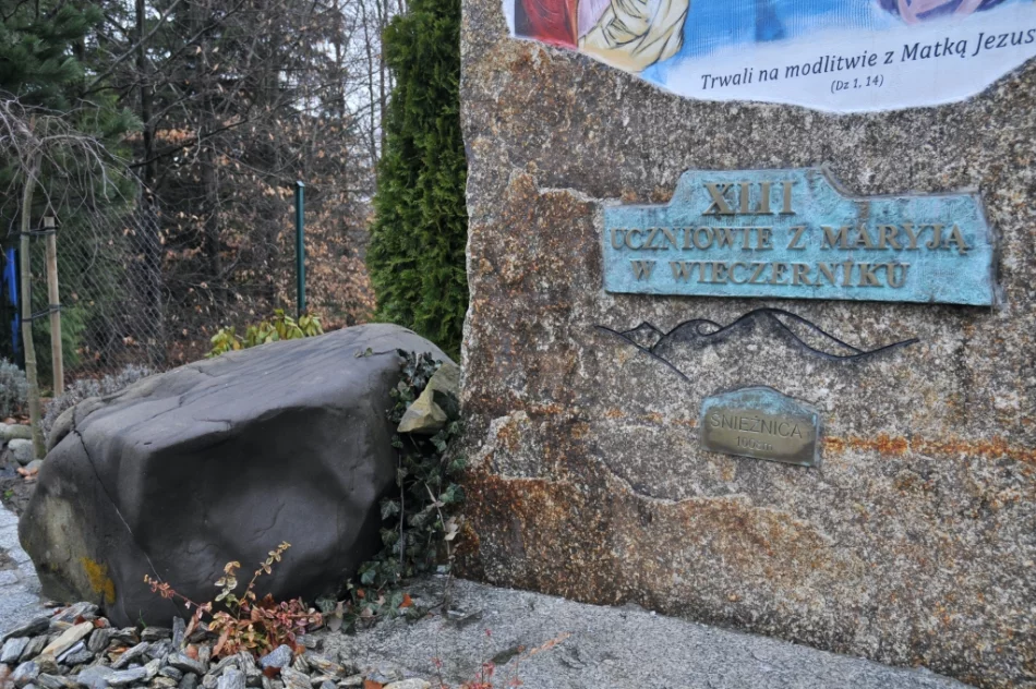 Kard. Dziwisz poświęci pierwszą w regionie Drogę Światła - zdjęcie 11