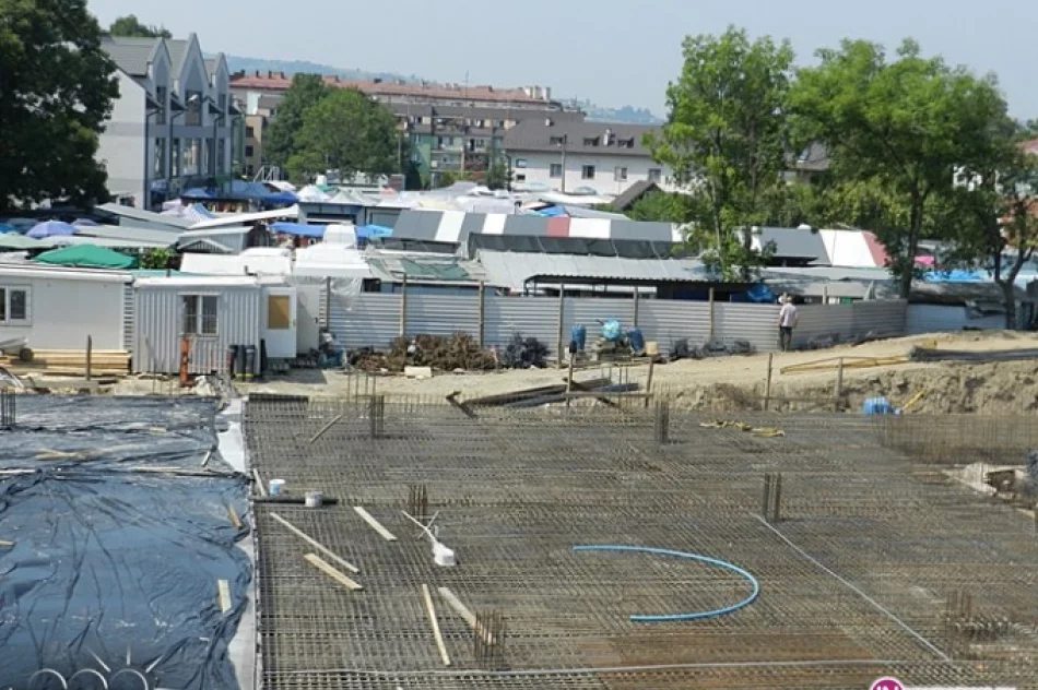 Budowa 'maślanego rynku' w trakcie realizacji - zdjęcie 2