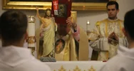 Kard. Stanisław Dziwisz w Mszanie Dolnej: mamy rozpalać płomienie wiary, nadziei i miłości - zdjęcie 2
