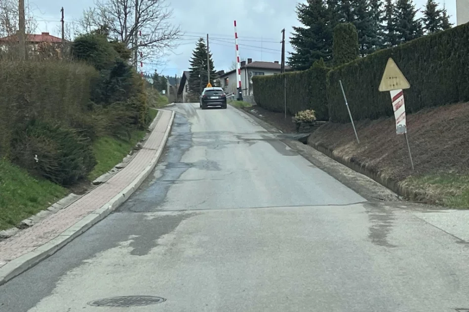 W ramach remontu zlikwidowano chodnik - zdjęcie 3