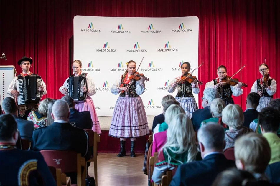 Rozdano pieniądze na wydarzenia kulturalne - zdjęcie 14