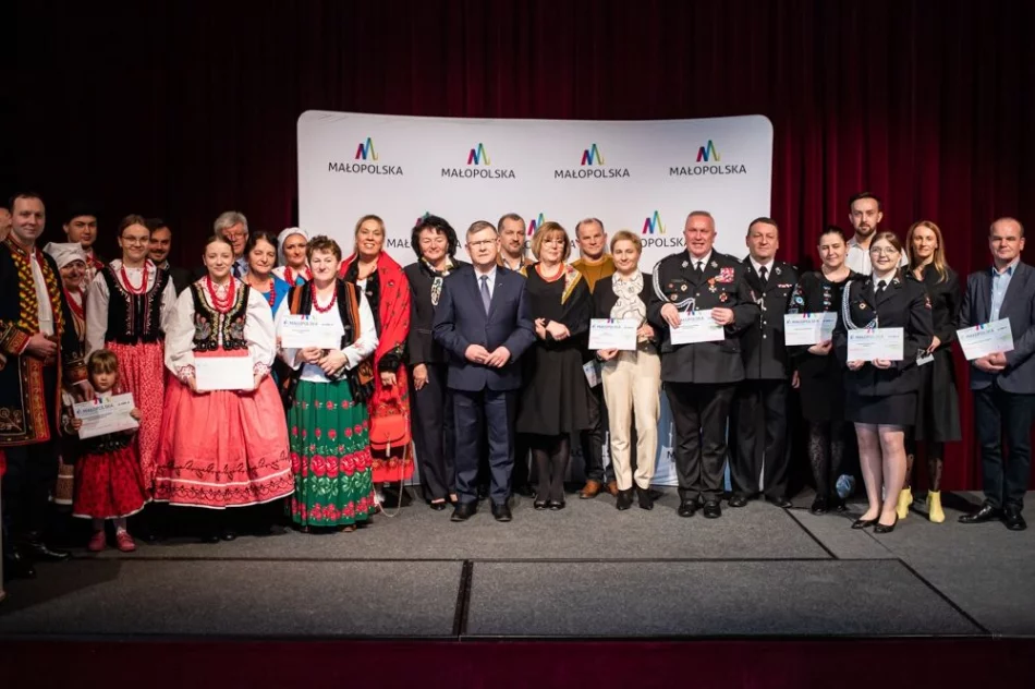 Rozdano pieniądze na wydarzenia kulturalne - zdjęcie 18