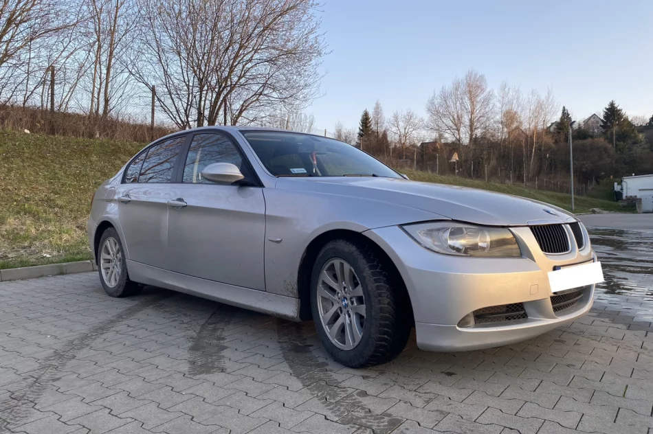 Bmw seria 3 e90 320D - zdjęcie 1