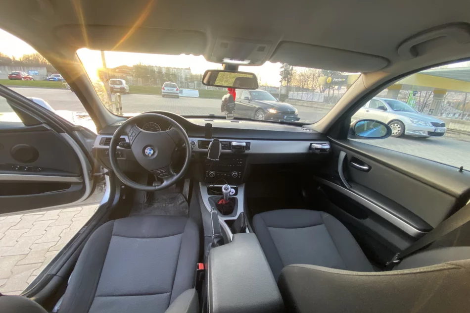 Bmw seria 3 e90 320D - zdjęcie 6