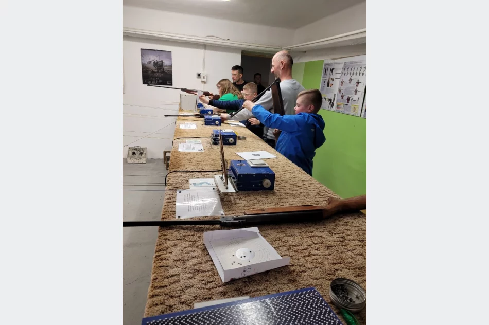 Nie tylko uczniowie strzelają w szkole - zdjęcie 6