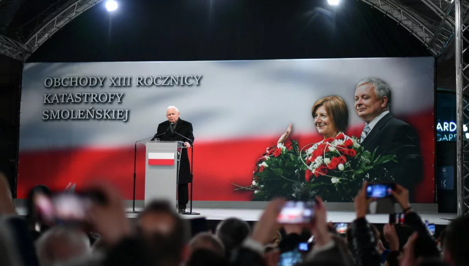 Prezes PiS: po tragedii smoleńskiej zaczęło się od kłamstw pierwszych godzin - zdjęcie 1