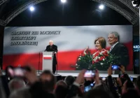 Prezes PiS: po tragedii smoleńskiej zaczęło się od kłamstw pierwszych godzin - zdjęcie główne