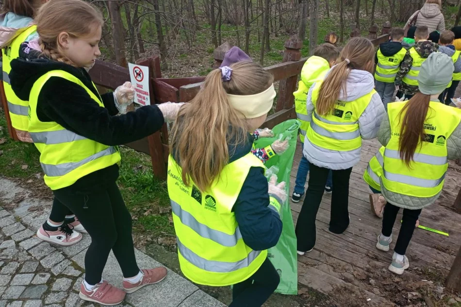 Dzieci sprzątały gminę - zdjęcie 6