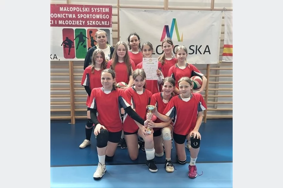 Drużyna siatkarek z „Jedynki” jedzie na zawody wojewódzkie! - zdjęcie 4