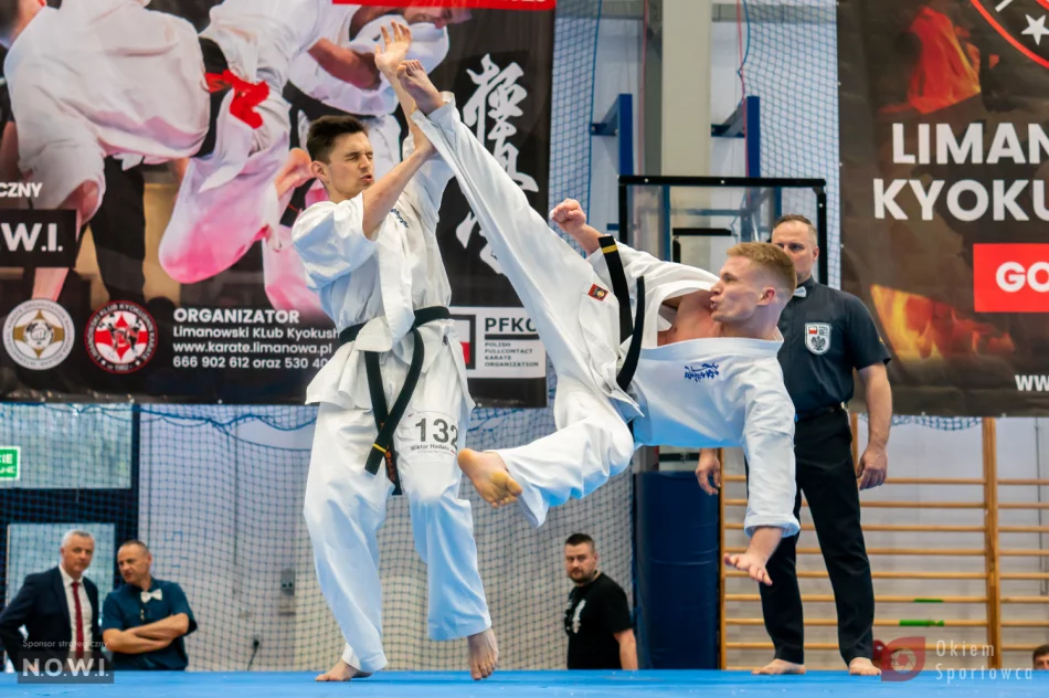 61 klubów walczyło w Limanowej na Mistrzostwach Polski Polskiego Związku Karate Kontaktowego - zobacz zdjęcia - zdjęcie 7