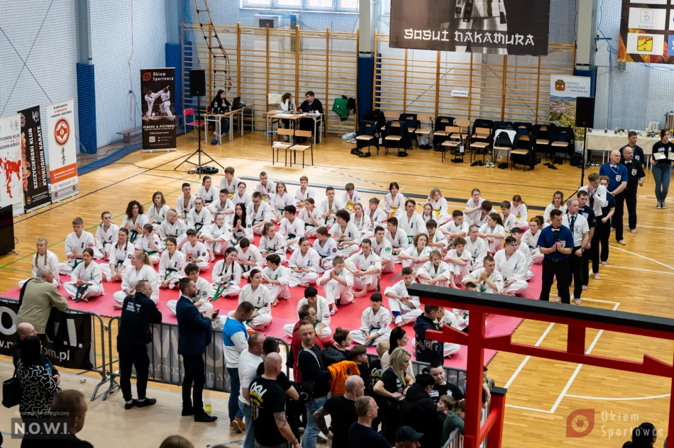 61 klubów walczyło w Limanowej na Mistrzostwach Polski Polskiego Związku Karate Kontaktowego - zobacz zdjęcia - zdjęcie 16