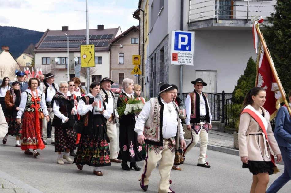 Uczczono pamięć ofiar Zbrodni Katyńskiej - zdjęcie 12
