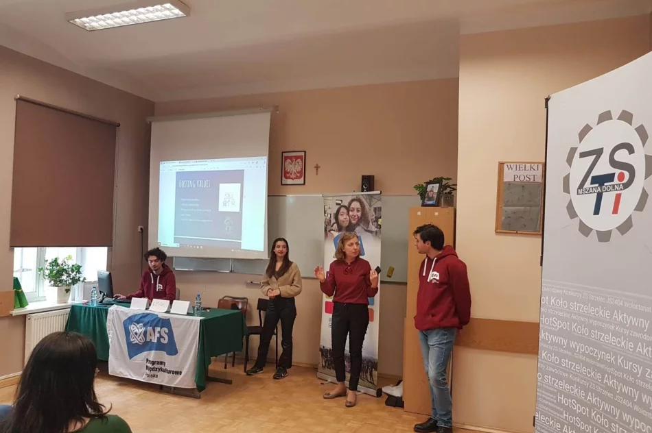 Spotkanie z wolontariuszami AFS, czyli kawałek świata w ZSTI - zdjęcie 10