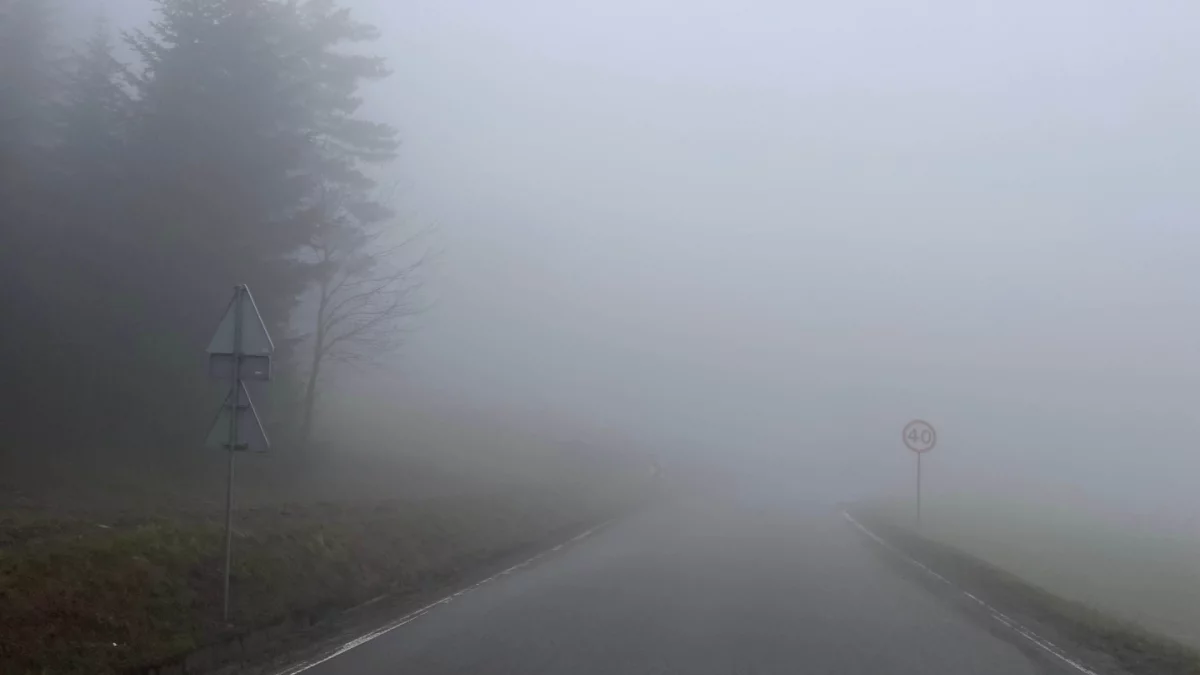 Gęsta mgła. Ostrzeżenie meteorologiczne