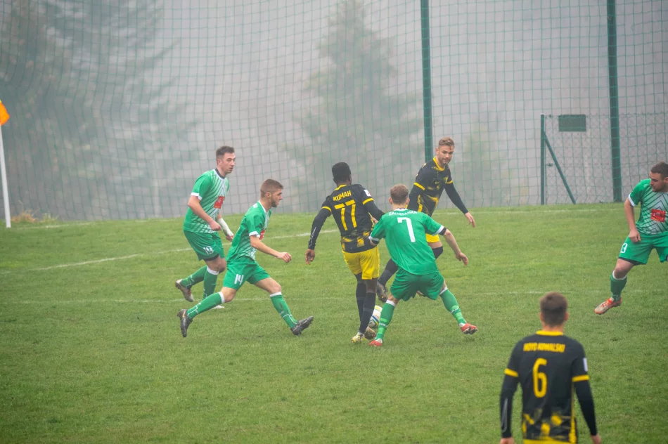 1/8 Puchar Polski LKS Zalesianka - Wieczysta Kraków - zdjęcie 17