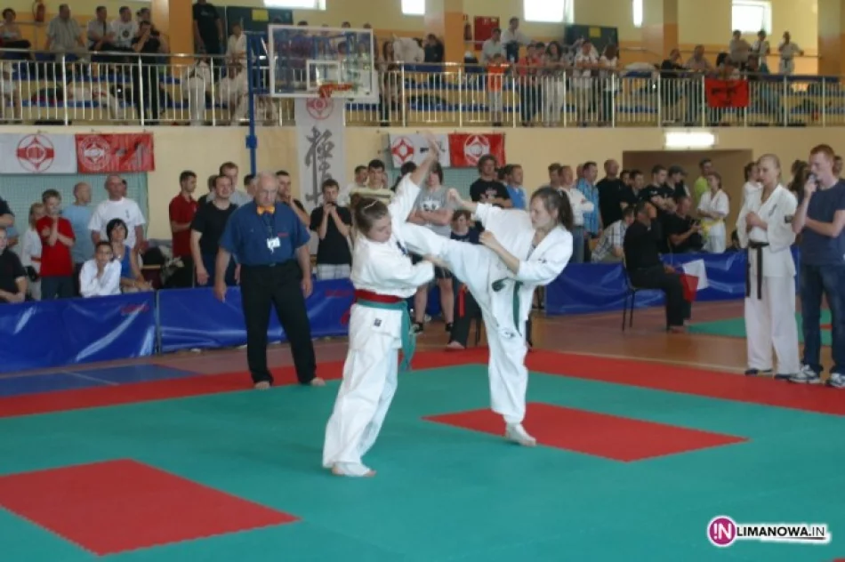 7 medali dla Limanowskiego Klubu Kyokushin Karate - zdjęcie 3