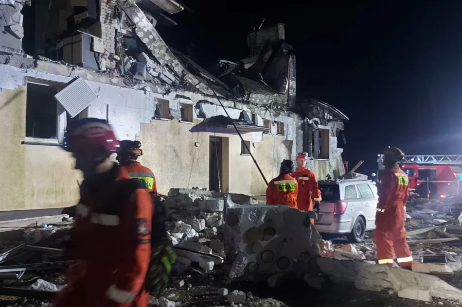 Wybuchu gazu w Sędzińcu: 4 osoby poszkodowane - zdjęcie 4