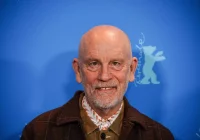 John Malkovich gwiazdą gali otwarcia festiwalu Mastercard Off Camera w Krakowie - zdjęcie główne