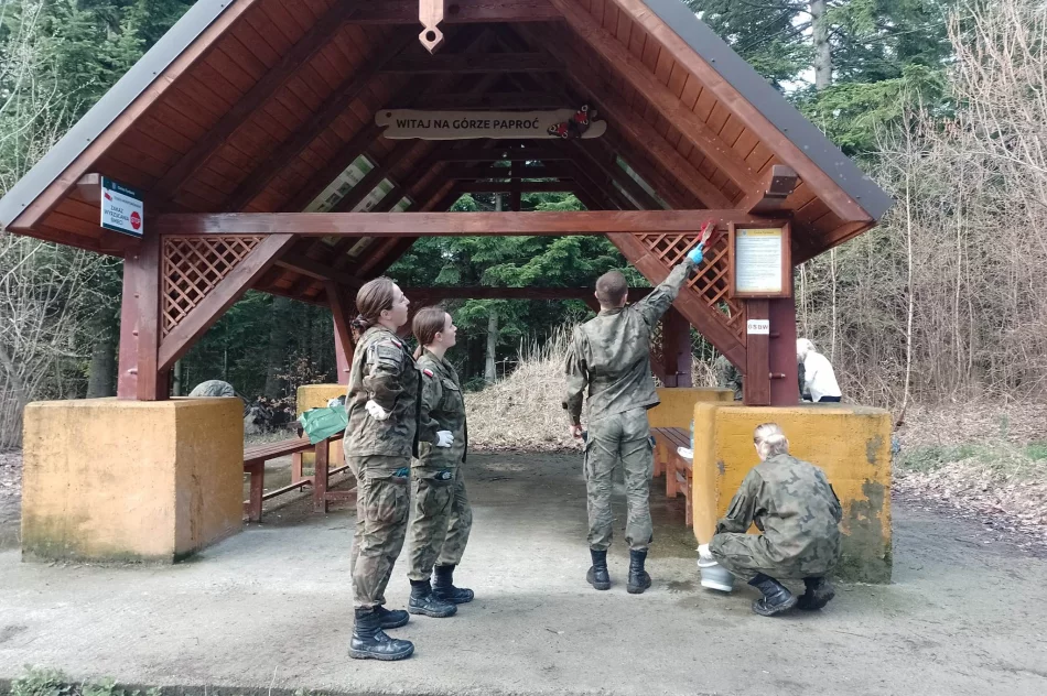 Strzelcy posprzątali szlak turystyczny - zdjęcie 9