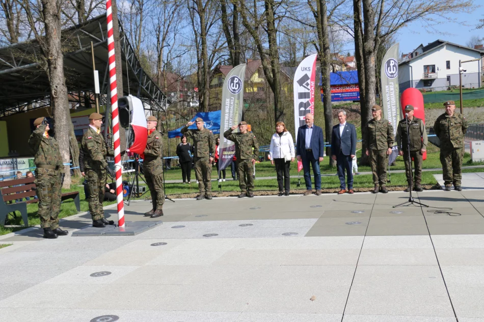 Oficjalnie zainaugurowano Mistrzostwa Wojsk Obrony Terytorialnej w Biegu na Orientację w Limanowej - zdjęcie 2