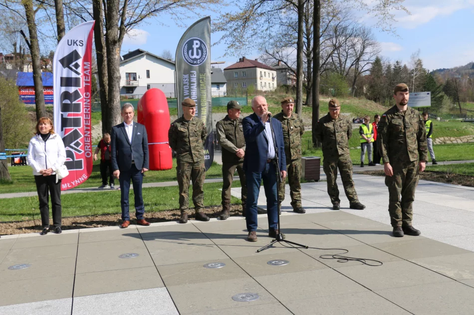 Oficjalnie zainaugurowano Mistrzostwa Wojsk Obrony Terytorialnej w Biegu na Orientację w Limanowej - zdjęcie 6