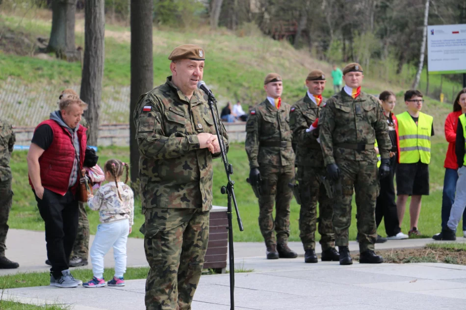 Oficjalnie zainaugurowano Mistrzostwa Wojsk Obrony Terytorialnej w Biegu na Orientację w Limanowej - zdjęcie 14