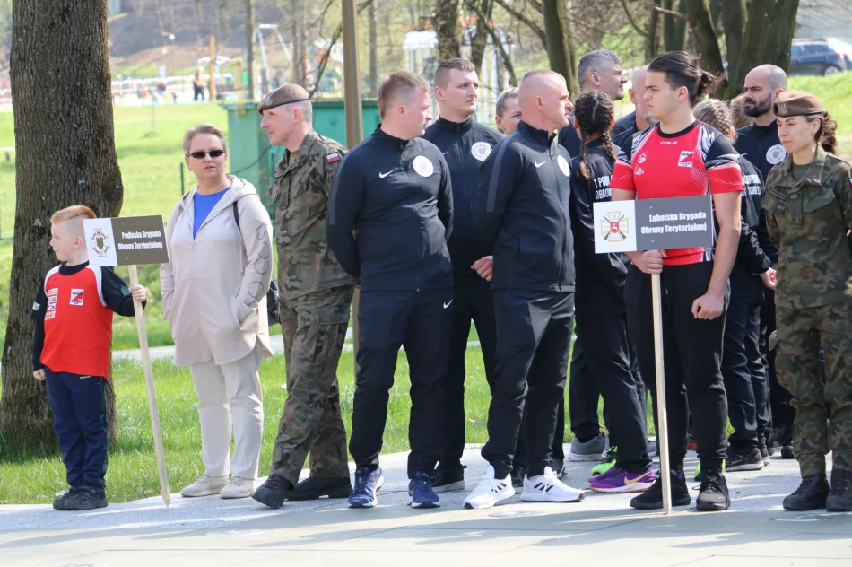 Oficjalnie zainaugurowano Mistrzostwa Wojsk Obrony Terytorialnej w Biegu na Orientację w Limanowej - zdjęcie 15