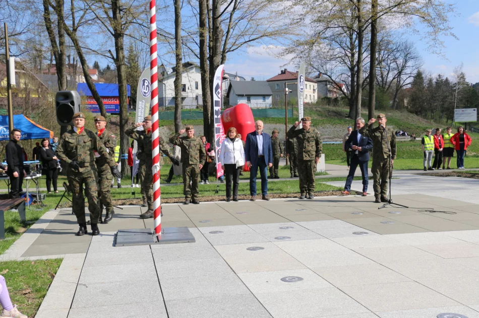 Oficjalnie zainaugurowano Mistrzostwa Wojsk Obrony Terytorialnej w Biegu na Orientację w Limanowej - zdjęcie 17