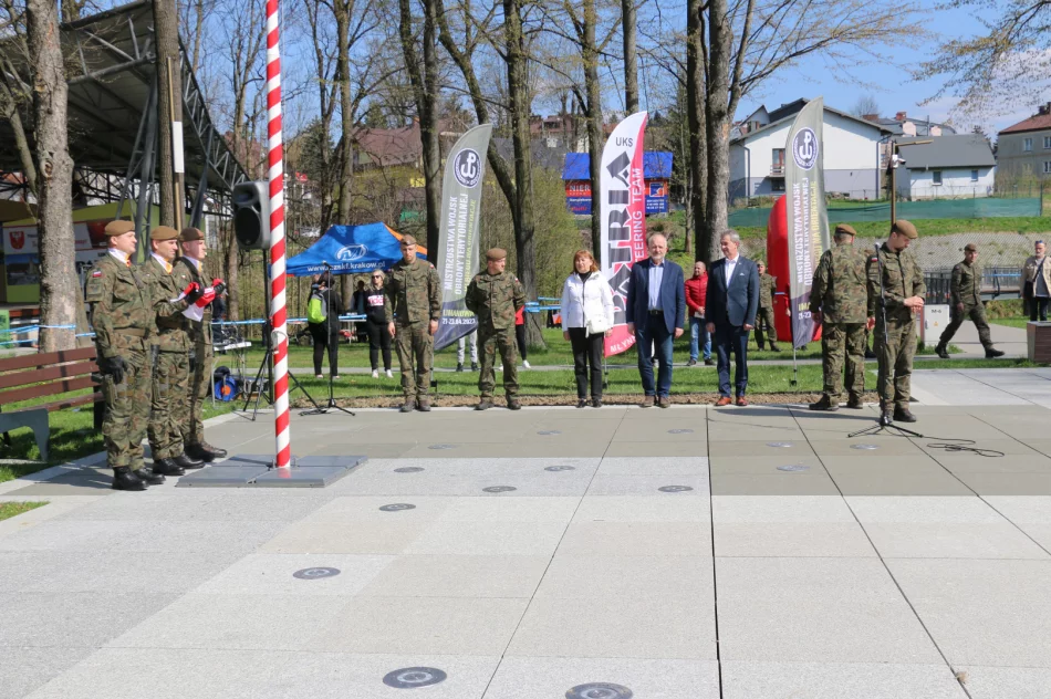 Oficjalnie zainaugurowano Mistrzostwa Wojsk Obrony Terytorialnej w Biegu na Orientację w Limanowej - zdjęcie 18