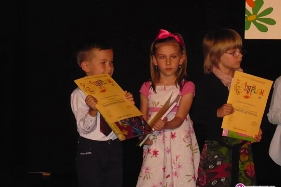 Przedszkole Nr 2 wyróżnione w Konkursie Piosenki! - zdjęcie 4