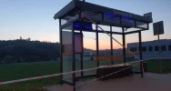 Przystanek i fragment chodnika "wyłączony z użytkowania" - zdjęcie 3