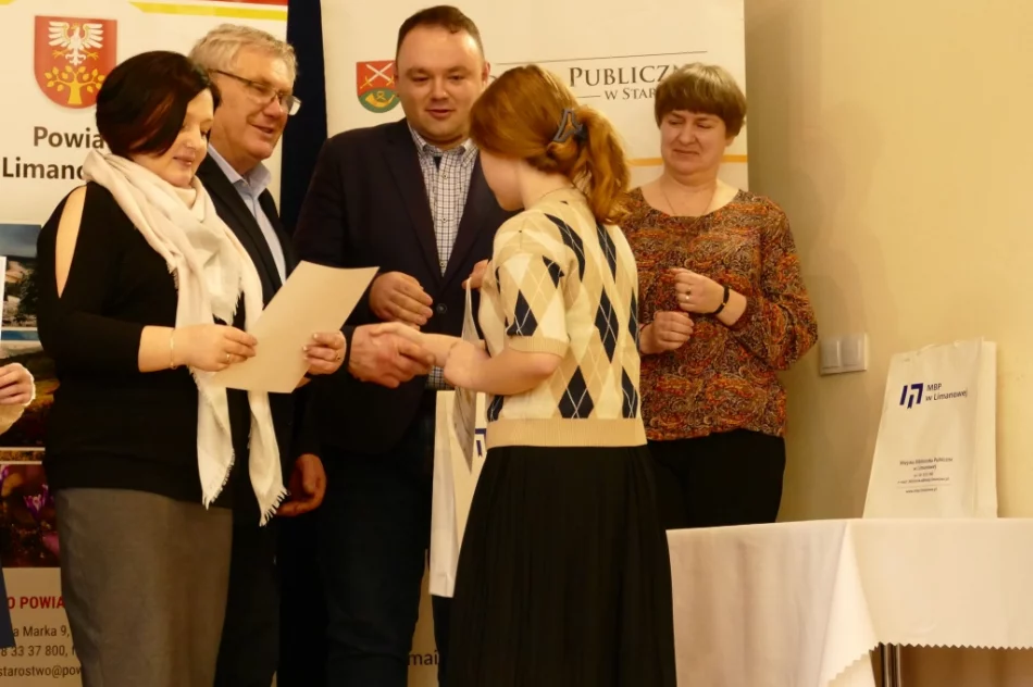 Czytelniczy maraton w bibliotece - zdjęcie 3