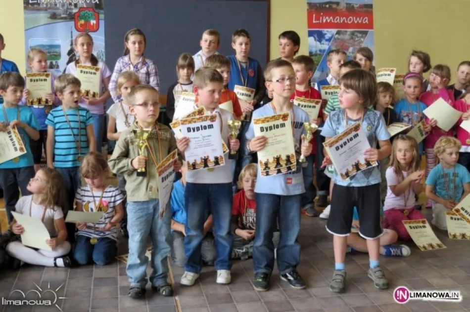 Turniej Szachowy z okazji Dnia Dziecka - zdjęcie 2