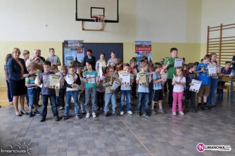 Turniej Szachowy z okazji Dnia Dziecka - zdjęcie 4