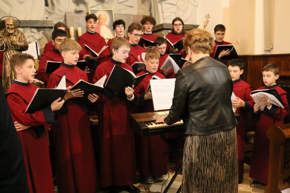 Uczcili pamięć ofiar - zdjęcie 16