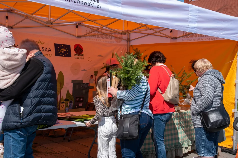 Rozdawali sadzonki i rozmawiali o klimacie - zdjęcie 5